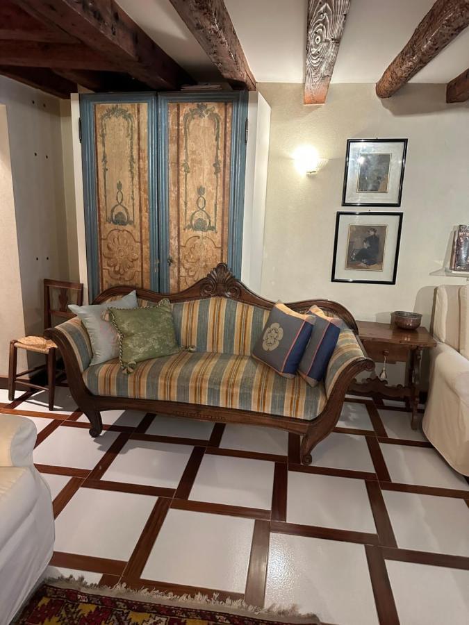 1 Ca'Del Traghetto Family Apartment Венеція Екстер'єр фото