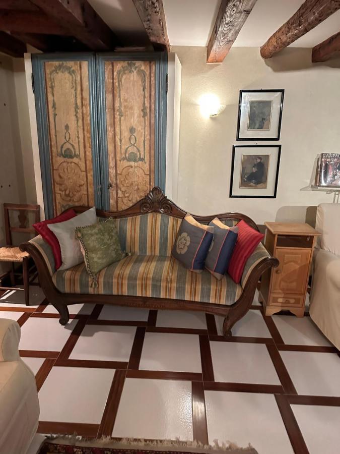 1 Ca'Del Traghetto Family Apartment Венеція Екстер'єр фото